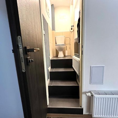 Palackeho Lobby Apartment 奥洛穆茨 外观 照片